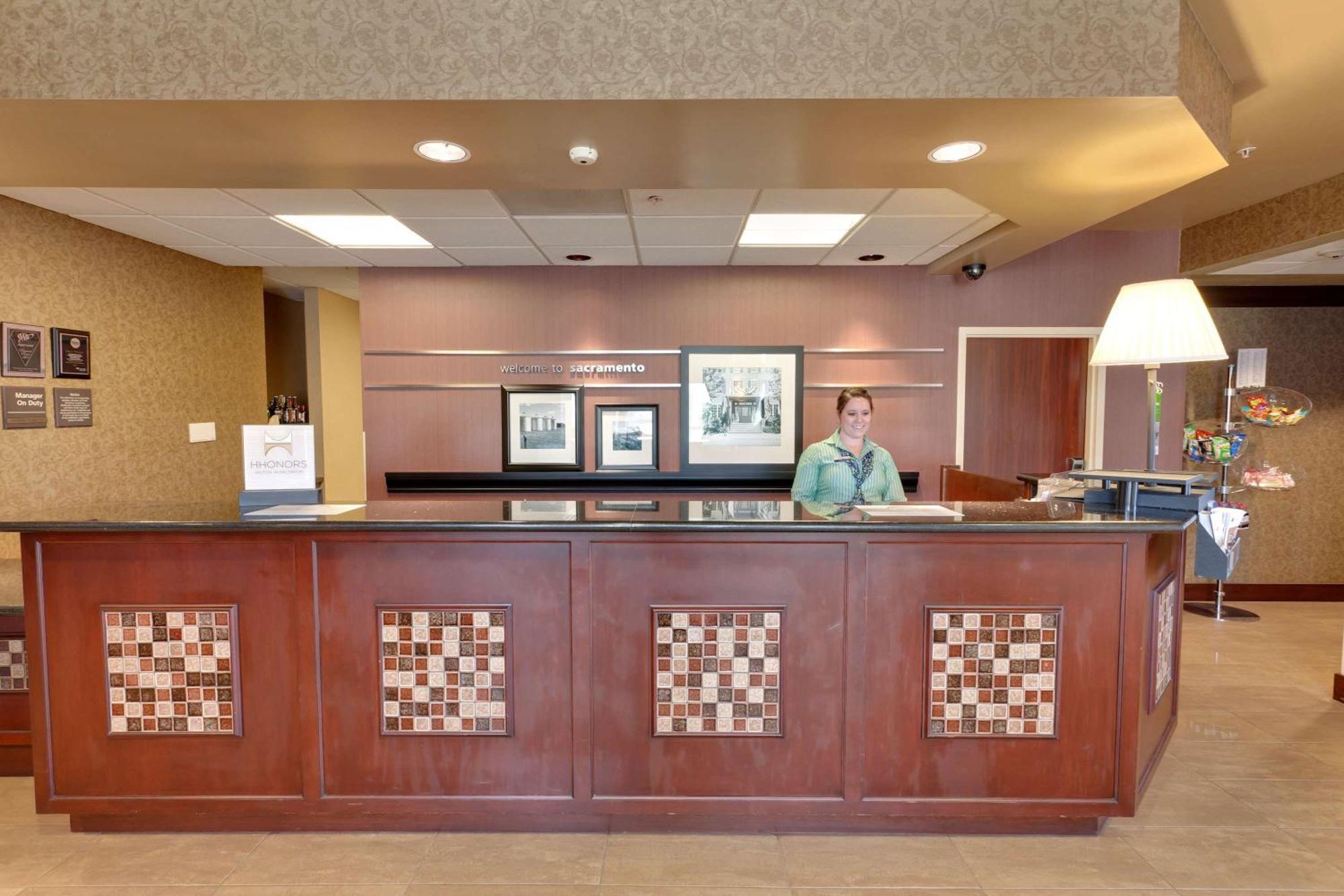 Hampton Inn & Suites Sacramento-Airport-Natomas Extérieur photo